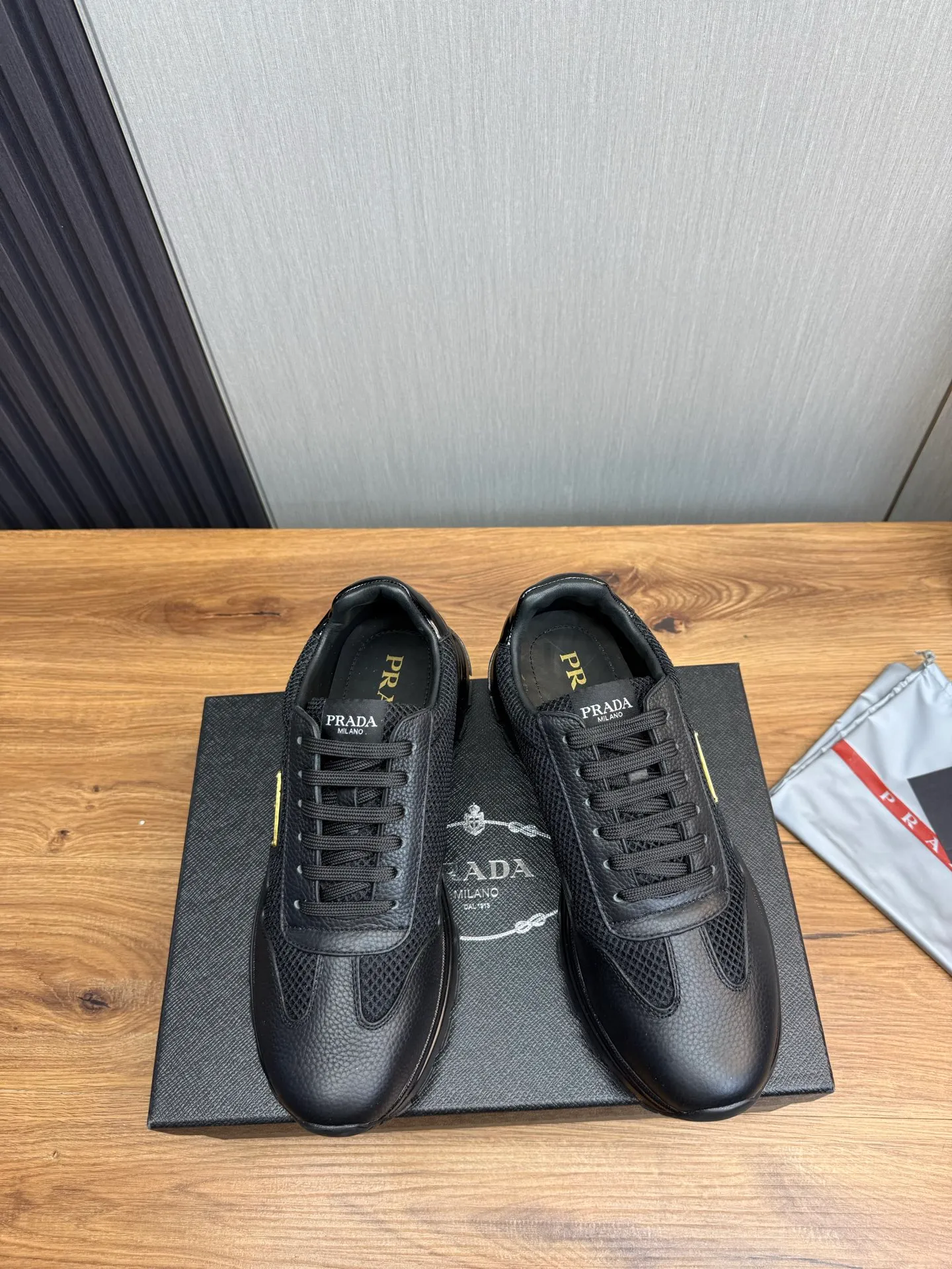 Men's shoes 💰780💰 [PRADA] Men's shoes are popular in the counter, official website synchronization, 1 high-quality shipment ✔️Original cowhide stitching breathable mesh + cowhide lining, 1🆚1 replica, original original bottom, 38-45 (38.45 custom-made, non-refundable)